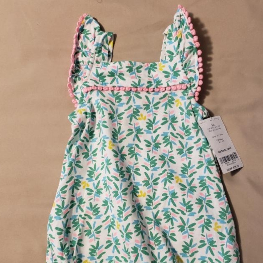 NEW w/Tags Carter's Girls Romper (3m)